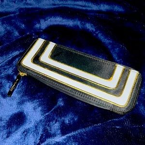 M A C Cosmetic || M A C Brush Bag